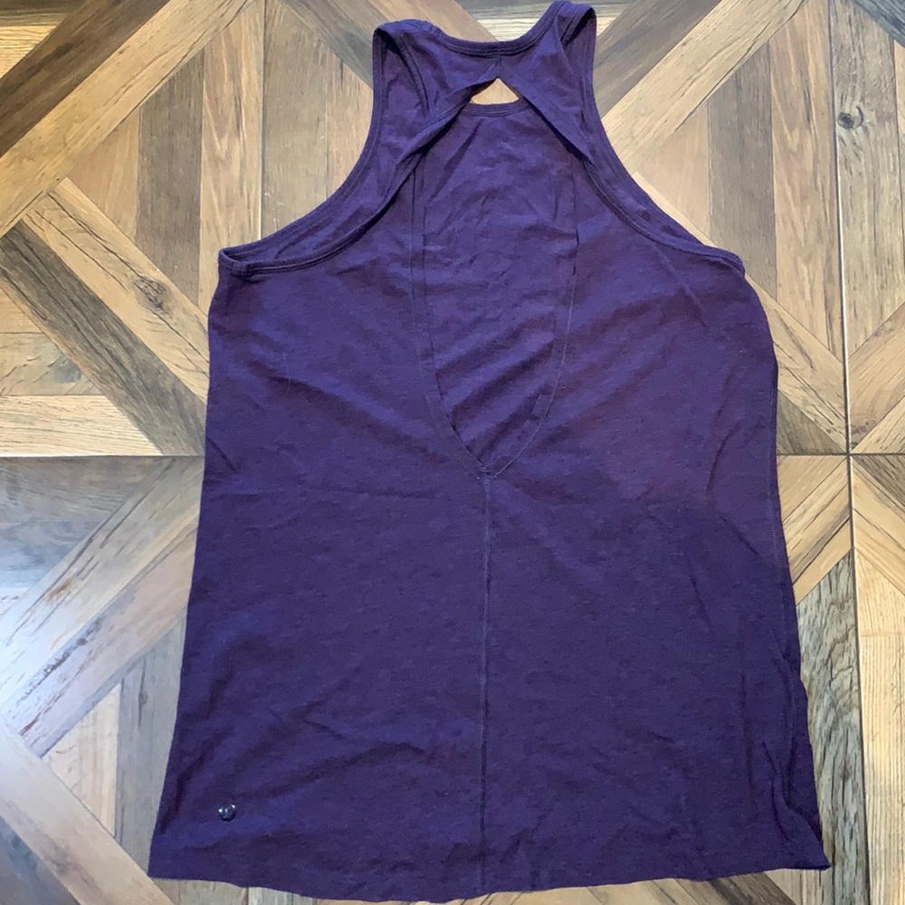 Lululemon never worn tank